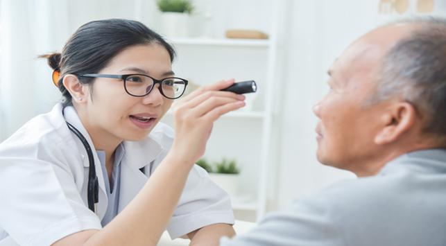 Descubra los beneficios y riesgos del LASIK ocular