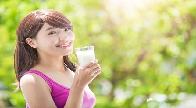 5 korzyści ze spożywania mleka o niskiej zawartości tłuszczu
