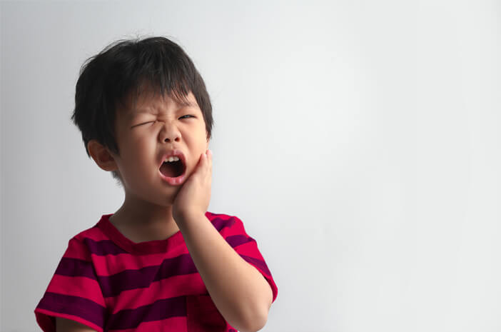 Može li nicanje zuba doista uzrokovati temperaturu kod djece?