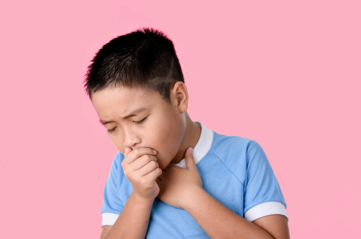 9 признаков опасного кашля у детей