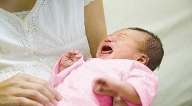 3 façons de surmonter les furoncles chez les bébés