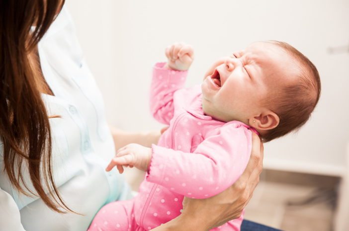כיצד לטפל בויטיליגו אצל תינוקות