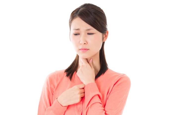 8 učinkovitih načina za prevladavanje upale grla