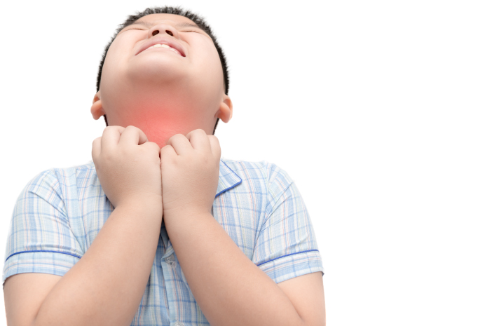 Aveți nevoie de antibiotice pentru a trata durerea în gât la copii?