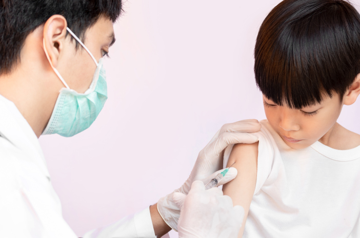 Poznaj 5 dodatkowych szczepień, które można podać dzieciom