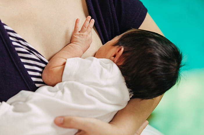 Kako dojiti bebu ako su majčine bradavice ravne