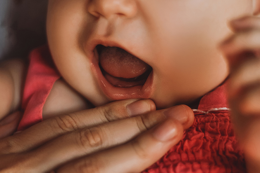 4 Ursachen dafür, dass Babys im Alter von 1 Jahr keine Zähne wachsen