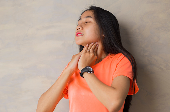 Reconocer 6 causas del dolor de garganta crónico