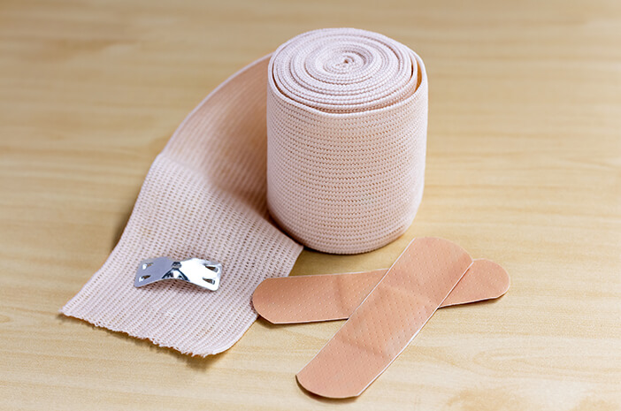 Cunoașteți instrumentele și materialele necesare atunci când schimbați bandajele