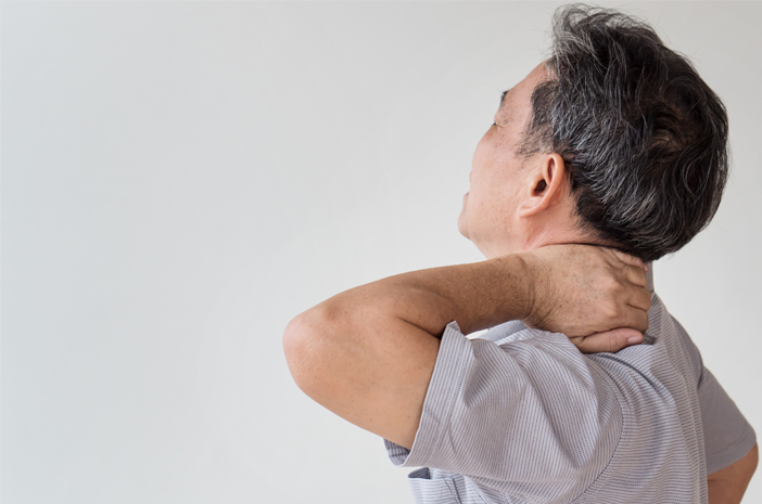 Schmerzen im Nacken? So überwinden Sie es