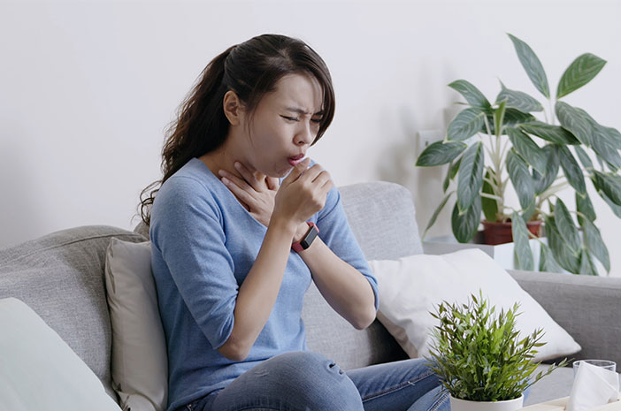 Klåda i halsen när du hostar, vad orsakar det?