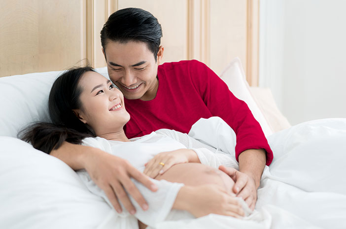 4 poziții ale relațiilor intime când este însărcinată tânără